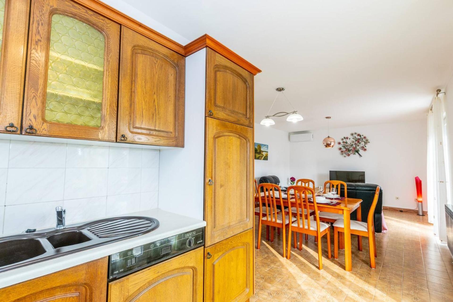 Family House With 2 Apartments - Irma 梅杜林 外观 照片