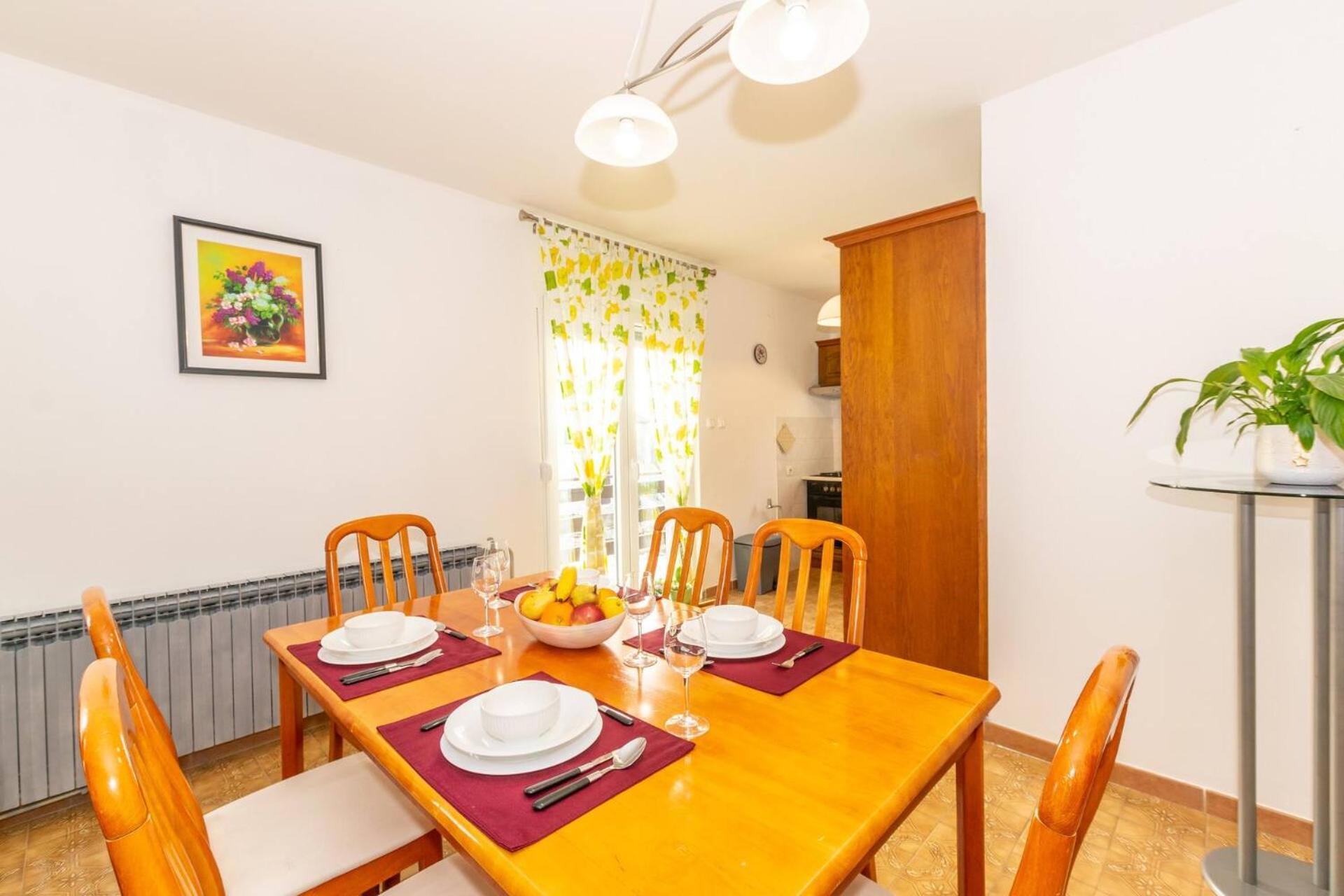 Family House With 2 Apartments - Irma 梅杜林 外观 照片